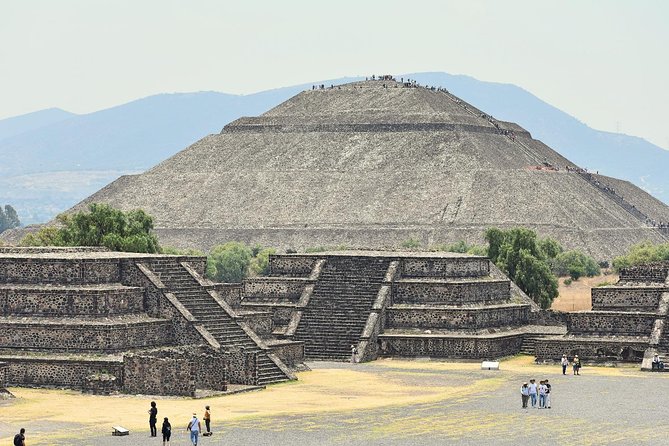 Small Group: Teotihuacan Pyramids and Shrine of Guadalupe with Lunch - The logistics that can make or break your comfort