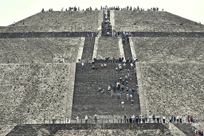 Small Group: Teotihuacan Pyramids and Shrine of Guadalupe with Lunch - What to pack for a sun-heavy pyramid day
