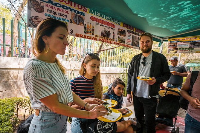 Street Food Bike Tour / Mexico is not only Tacos / All Inclusive - Audiorama and Chapultepec Park: when the day exhales