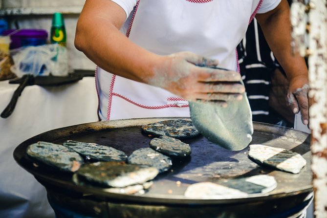 Street Food Tour with Friends - Key Highlights You’ll Feel on the Ride