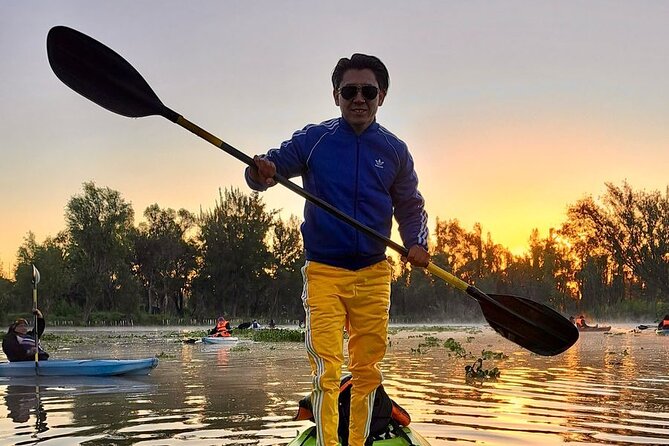 Sunrise Kayak Tour in Xochimilco - Why Xochimilco at sunrise feels different than daytime