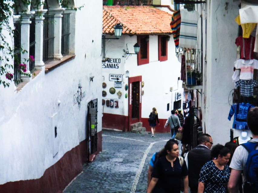 Taxco, Cacahuamilpa Caves and Cuernavaca Full-Day Tour - Taxco in the afternoon: Santa Prisca, Plaza Borda, and a museum pause