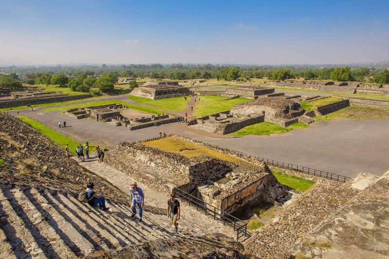 Teotihuacan Adventure: Private Tour & Lunch from Mexico City - Family projects and cactus lunch: local flavor with a side of sales talk