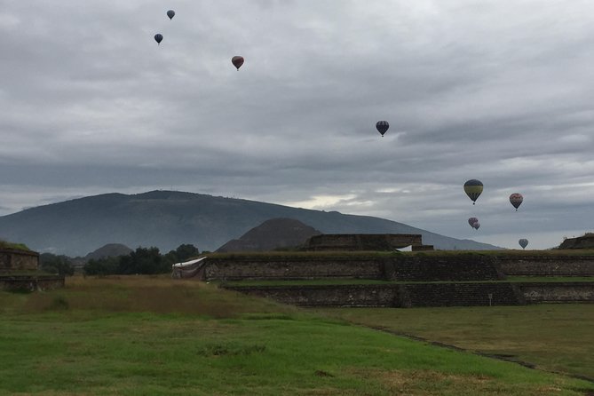 Teotihuacan Archaeological Site with Expertise Private Tour - Basilica de Santa Maria de Guadalupe: A Cultural Must-See in Short Form