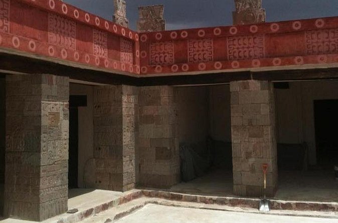 Teotihuacan Archaeology Tours - Getting from Mexico City: taxi, bus, or arranged transport
