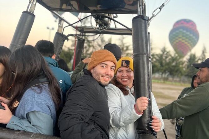 Teotihuacan balloon flight with cave breakfast and CDMX pickup - Breakfast in Teotihuacan caves—or with a Pyramid of the Sun view