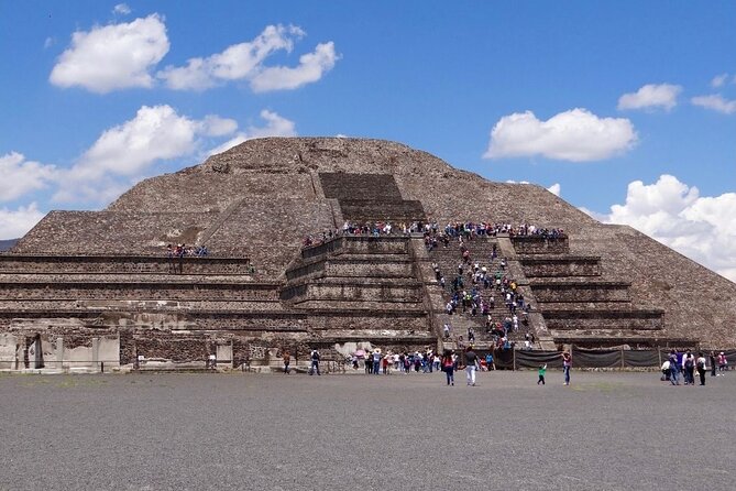 TEOTIHUACAN BALLOON RIDE (Private Transportation & Guided Tour) - What’s not included: photos, souvenirs, and tips