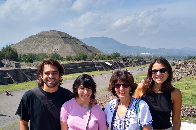 Teotihuacan + Basilica + Tlatelolco SHARED. - Transport, comfort, and the pace of a 6 to 8 hour shared tour