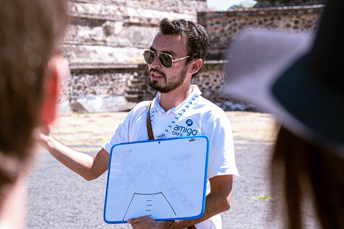 Teotihuacan Early Access Guided Tour with optional Lunch - 6:20am logistics: meeting point, pickup options, and time on the clock