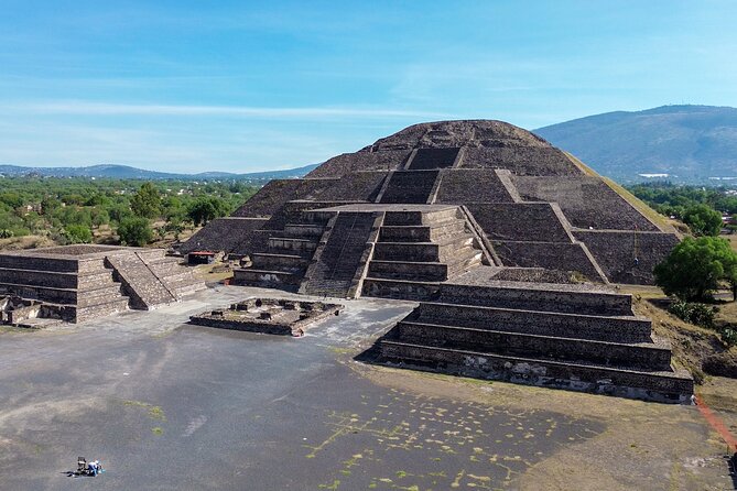 Teotihuacan, Guadalupe Shrine & Tlatelolco Day Tour with Lunch - Key things to know before you go