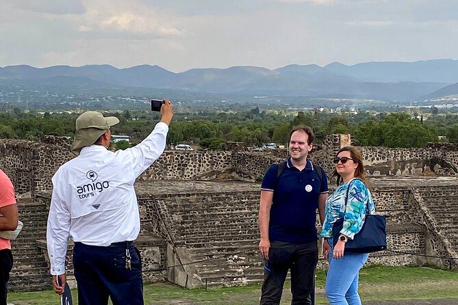 Teotihuacán Guided Tour - What to watch for: shopping stops and expectations