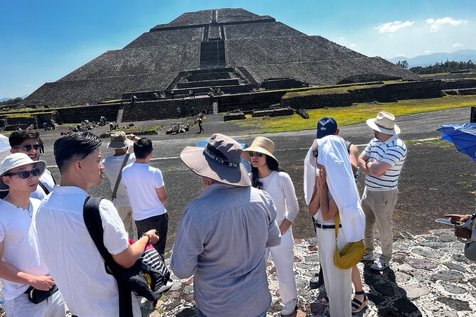 Teotihuacan Morning Tour Explore without Crowds - Pyramid of the Sun and Pyramid of the Moon: Seeing Scale Early