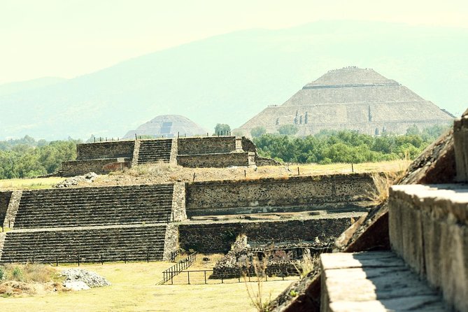 Teotihuacan Piramids and Shrine of Guadalupe without Lunch from Mexico City - Walking smart: heat, shoes, and making the most of your time