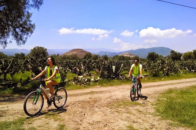 Teotihuacán plus Bike Tour - Pace, departure options, and who this tour fits best