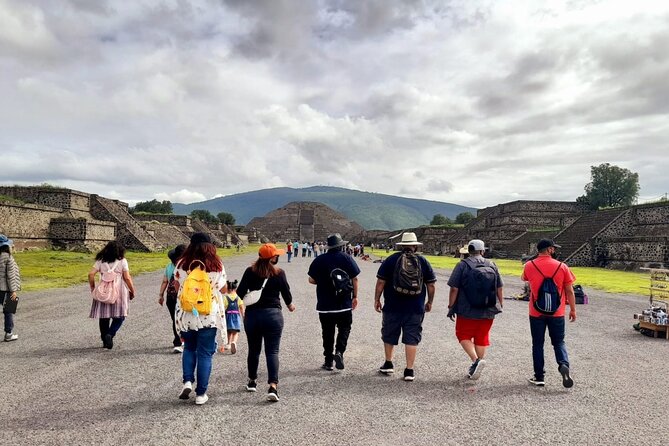 Teotihuacan Private Family Tour from your accommodation - From pickup to the site: transport and pacing that keeps kids happier