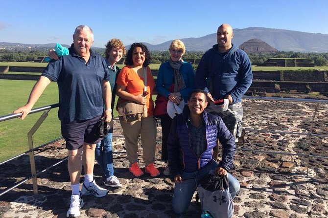 Teotihuacan Private Tour with Expert Guide & Cultural Insights - Morning Pickup That Actually Gets You Ahead of the Buses
