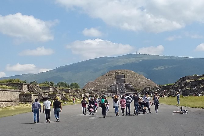 Teotihuacán Private Tour with hotel pickup - Timing, energy level, and what to bring for an easy morning