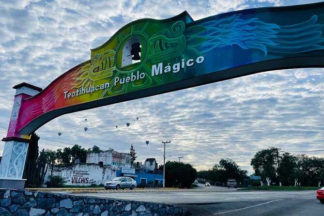 Teotihuacan Pyramid and Basilica Day Tour from CDMX - Basilica de Santa Maria de Guadalupe: a guided visit with time to shop
