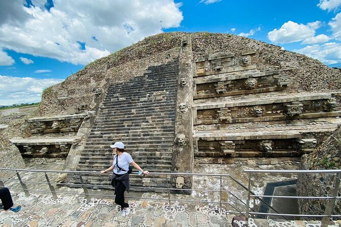 Teotihuacan Pyramids Tour from Mexico City - Causeway of the Dead: Understanding the Ceremonial Avenue