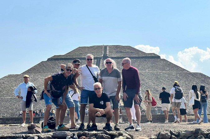 Teotihuacan Pyramids Tour with Pickup from your hotel in CDMX - Basilica de Santa María de Guadalupe: the other major anchor of the day