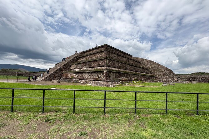 Teotihuacan Pyramids VIP Tour without Commercial Stops - Pyramids of the Sun, Moon, and Quetzalcoatl: What You’ll Actually Do