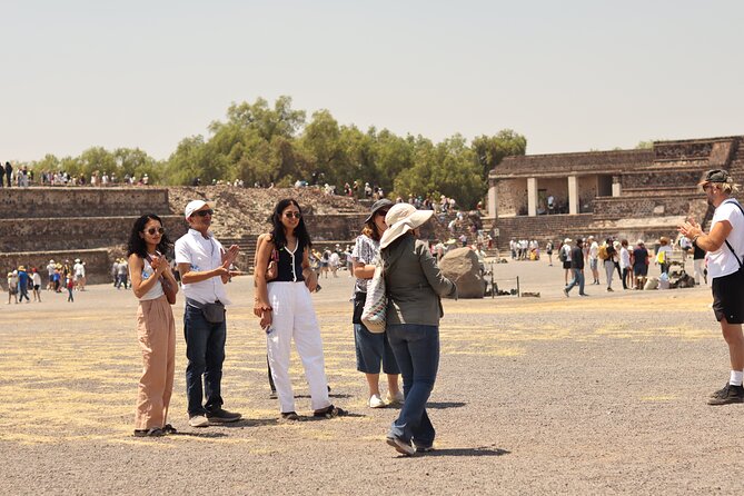 Teotihuacan Pyramids with Cave Visit and CDMX Transportation - Stop 6: returning to CDMX and San Juan Teotihuacan traffic reality