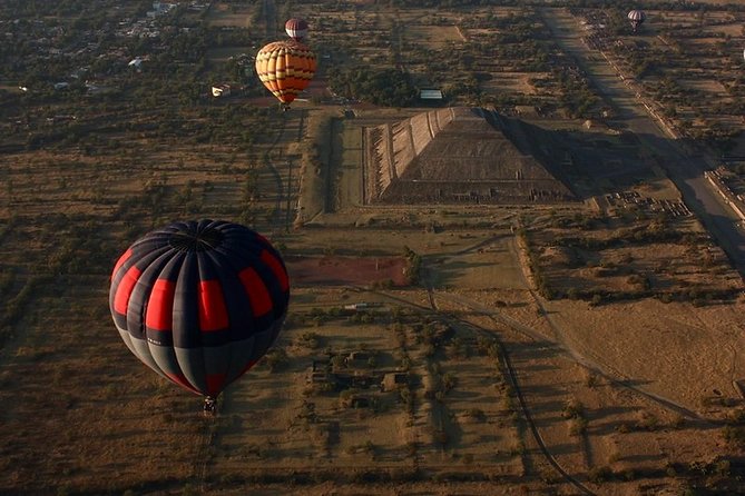 Teotihuacan Shared Hot Air Balloon Air Balloon Tour with Guide - Key highlights at a glance