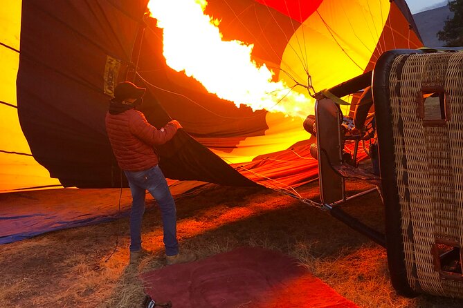 Teotihuacan Shared Hot Air Balloon Air Balloon Tour with Guide - The 45-minute balloon flight: turning pyramids into a big-picture map
