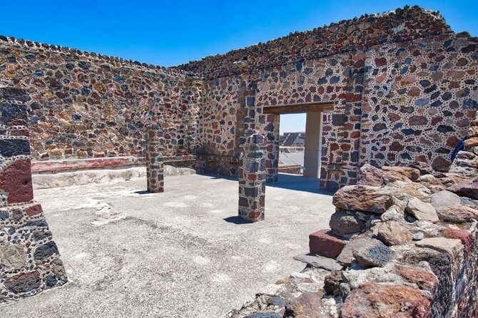 Teotihuacan, Shrine of Guadalupe & Tlatelolco - What to wear and pack for Mexico City sun and walking