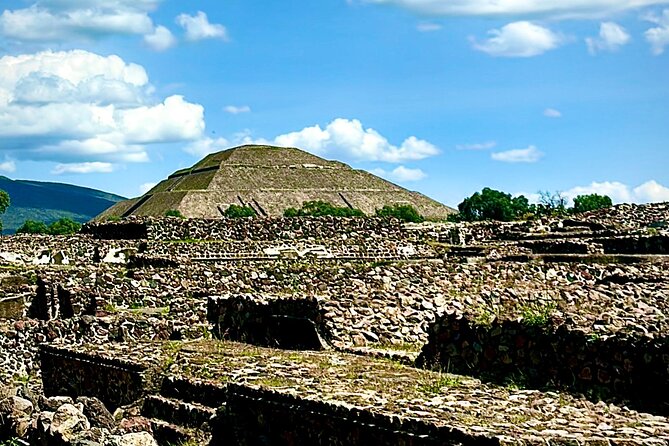 Teotihuacan Sunrise Tour from Mexico City - Pyramid Time: Pyramid of the Sun, Feathered Serpent, and the View From Above