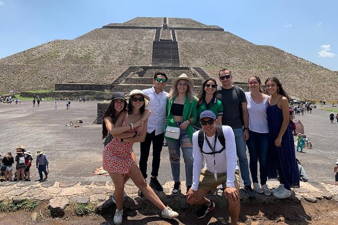 Teotihuacan tailored to you, Private Tour - Entering Teotihuacan with a certified guide