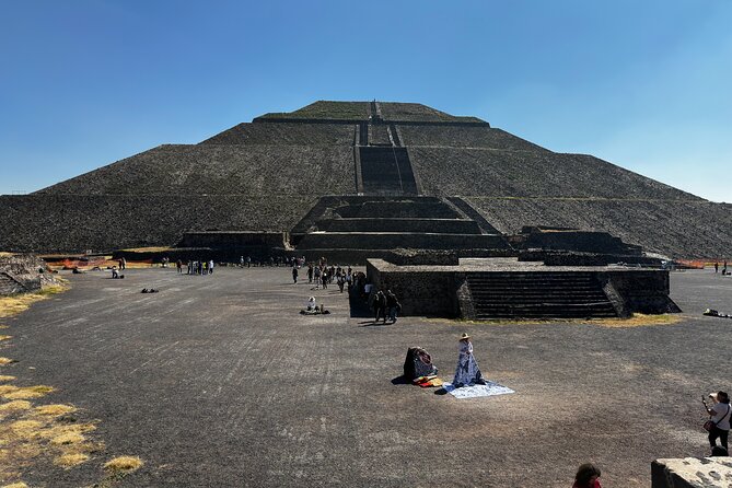Teotihuacan Tour with Basilica of Guadalupe and Tlatelolco - Teotihuacan pyramids: what you’ll see in about three hours