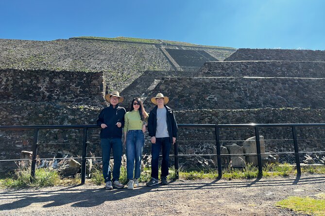 Teotihuacan Tour with Basilica of Guadalupe and Tlatelolco - Basilica de Santa Maria de Guadalupe and the Tepeyac hill climb