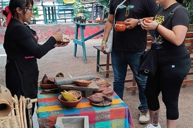 Teotihuacan VIP 3 Pyramids, Breakfast in Cave, Private Transportation - First stop near El Ángel: starting around 08:00 and going straight to the cave mood