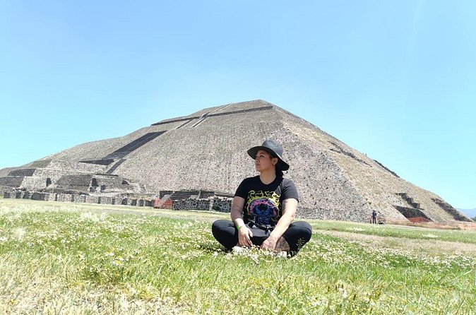 Teotihuacan VIP 3 Pyramids, Breakfast in Cave, Private Transportation - The air-conditioned comfort and the small-group feel that makes it VIP