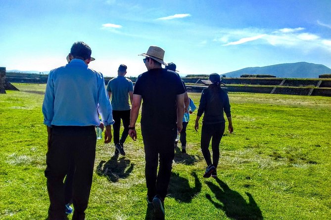 TEOTIHUACAN with a certified local guide -PRIVATE & SHARED OPTION - Stop 2: Museo de Sitio Teotihuacan for 30 minutes of context