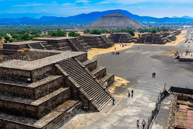 TEOTIHUACAN with a certified local guide -PRIVATE & SHARED OPTION - Who this tour serves best (and who should think twice)