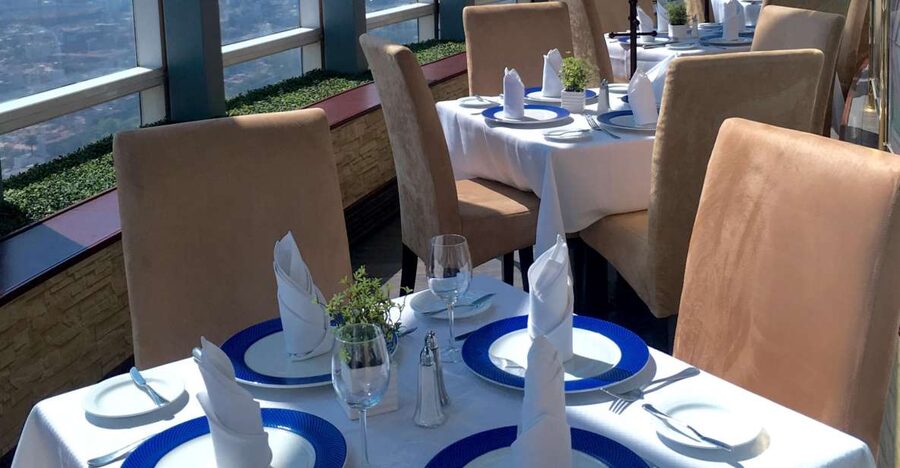 The Gala Dinner at Bellini in Mexico City - The 45th-floor Mexico City view: what you’ll see and what can blur it