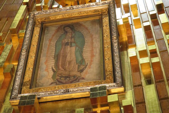Tour Basilica de Guadalupe and Pyramids of Teotihuacan - Basilica de Santa María de Guadalupe: Virgin Morena, Big Vibes, and Browsing Time