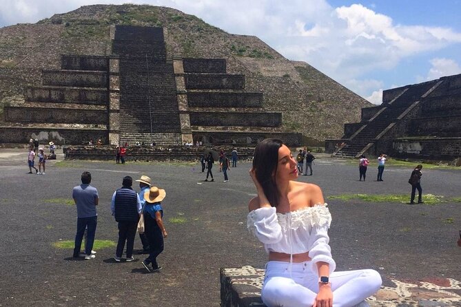 Tour Teotihuacan and Guadalupano Sanctuary - Stop 2: Platería Rafael and Mexico’s Silver Craft