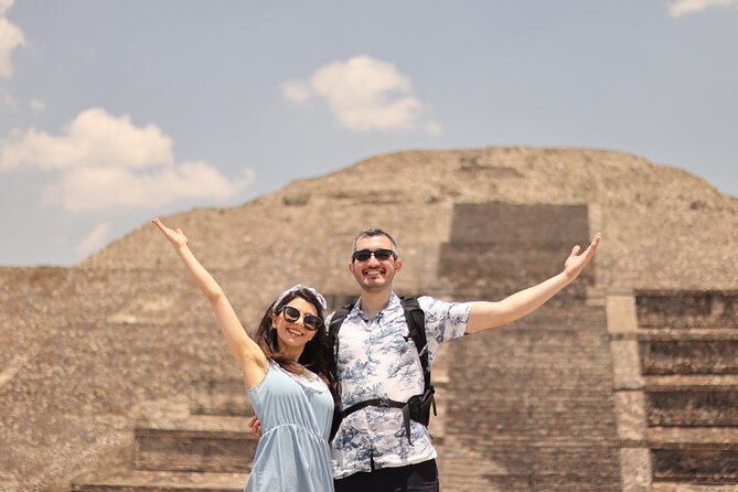 Tour to Teotihuacan, Basilica of Guadalupe and Tlatelolco - Palacio de Bellas Artes and optional Hotel Barcelo drop-off
