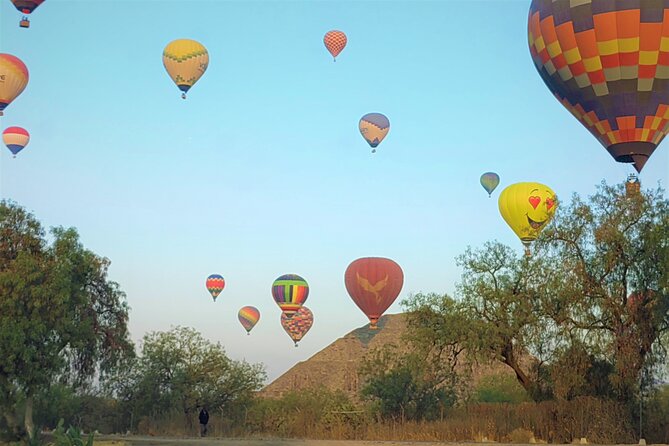 Tour to Teotihuacan from CDMX with entrances included - Piramide de la Luna: construction stages and what the monuments were for