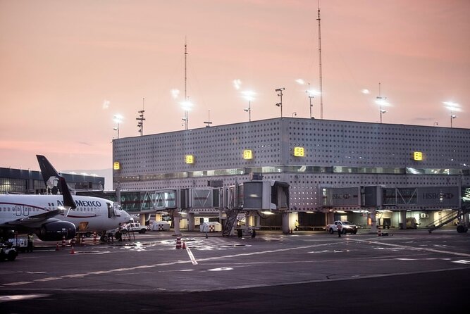 Transfer & assistance one-way from/to Mexico City Airport/hotel - What Makes the Best Drivers Worth It (Even Without a Guide)