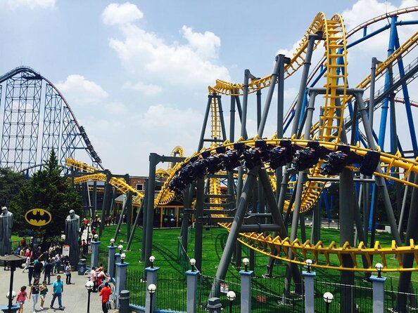 Transportation and access to Six Flags amusement park - Key things to know before you go