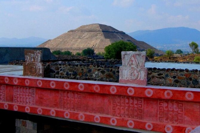 Unforgettable Balloon Flight + Tour of Teotihuacan - Pickup, drop-off, and the vehicle details that can make or break the morning