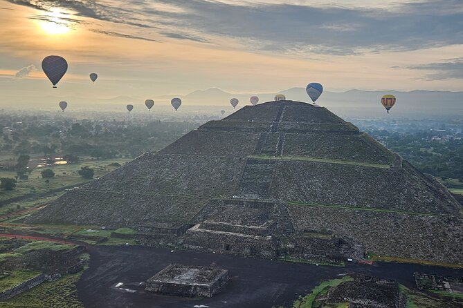 Unforgettable Hot Air Balloon Ride Over the City of the Gods - The Check-In Routine: Coffee, Briefing, and a Real Safety Focus