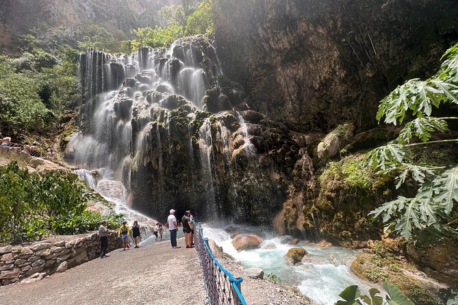 Visit Tolantongo hotsprings with 2025 Car Private Tour from CDMX - Paradise section: pools, bridge, tunnel, and the “pick your photo spots” plan