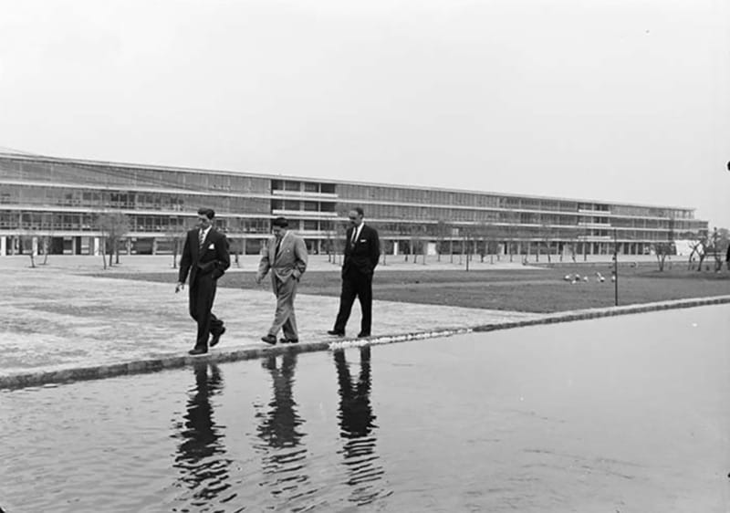 Walk around UNAM campus, a UNESCO World Heritage Site - Campus life you can read into the architecture