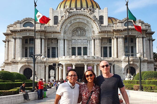 Walking Tour of the Historic Center in Mexico City - Catedral Metropolitana: how 16th-century architecture keeps changing