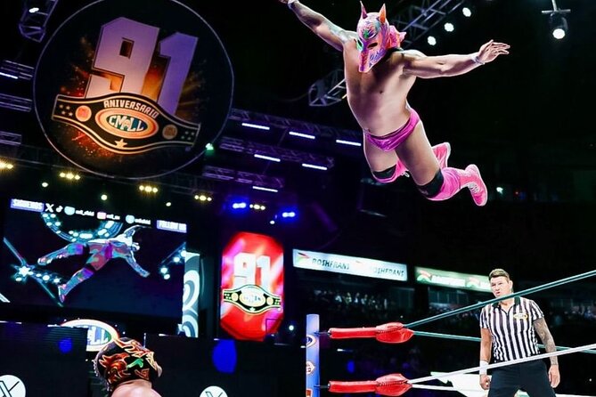 Wrestling with Mexican Dinner and Transportation - Key things to know before you go